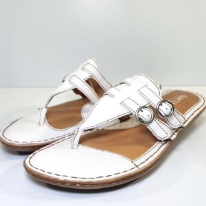 BORN LEATHER T-STRAP 2 BUCKLE SLIP-ON COMFORT SLIDES SANDAL. WHITE/TAN. …